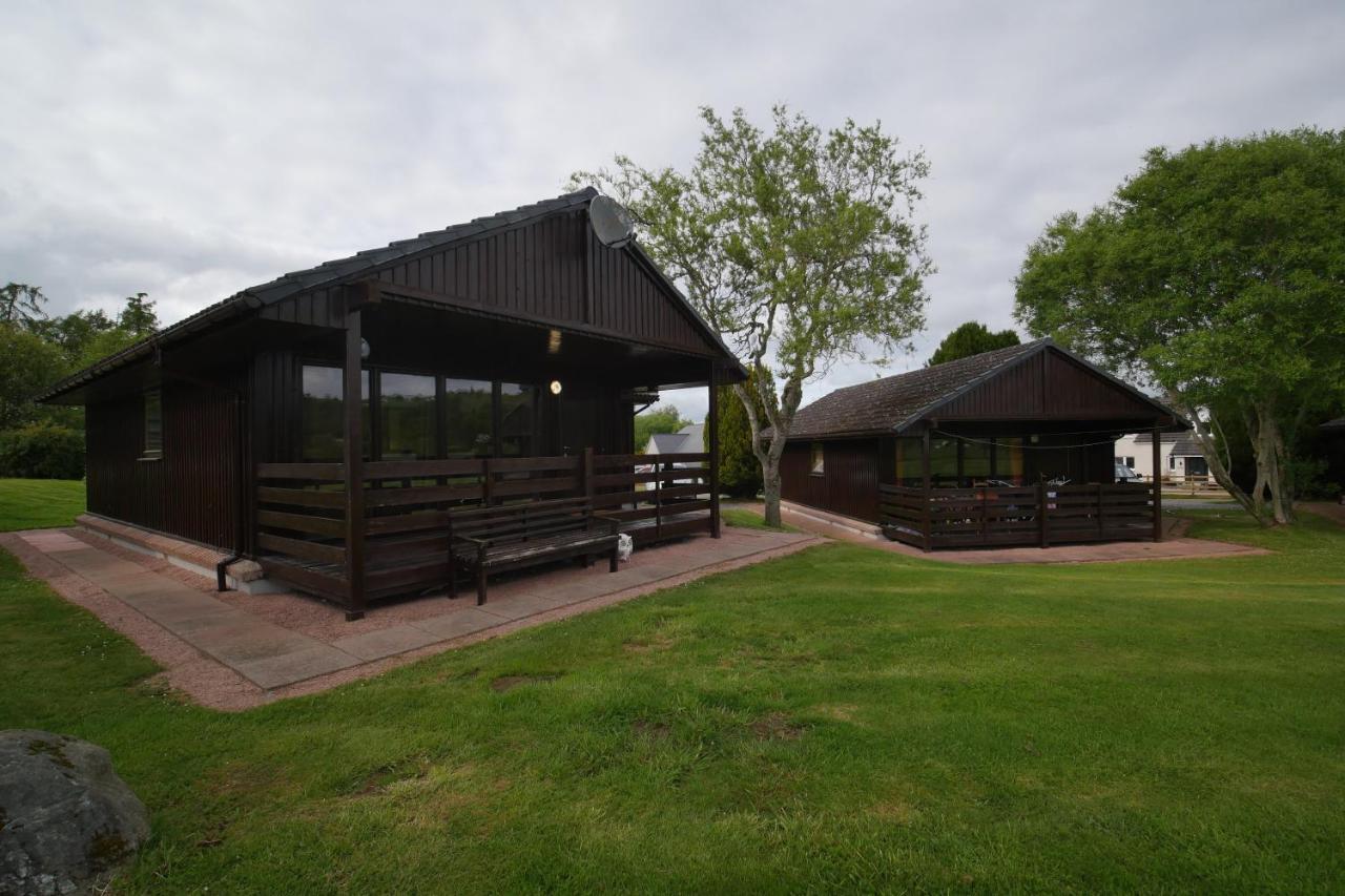 Glenview Chalet Park Inverness Exterior photo