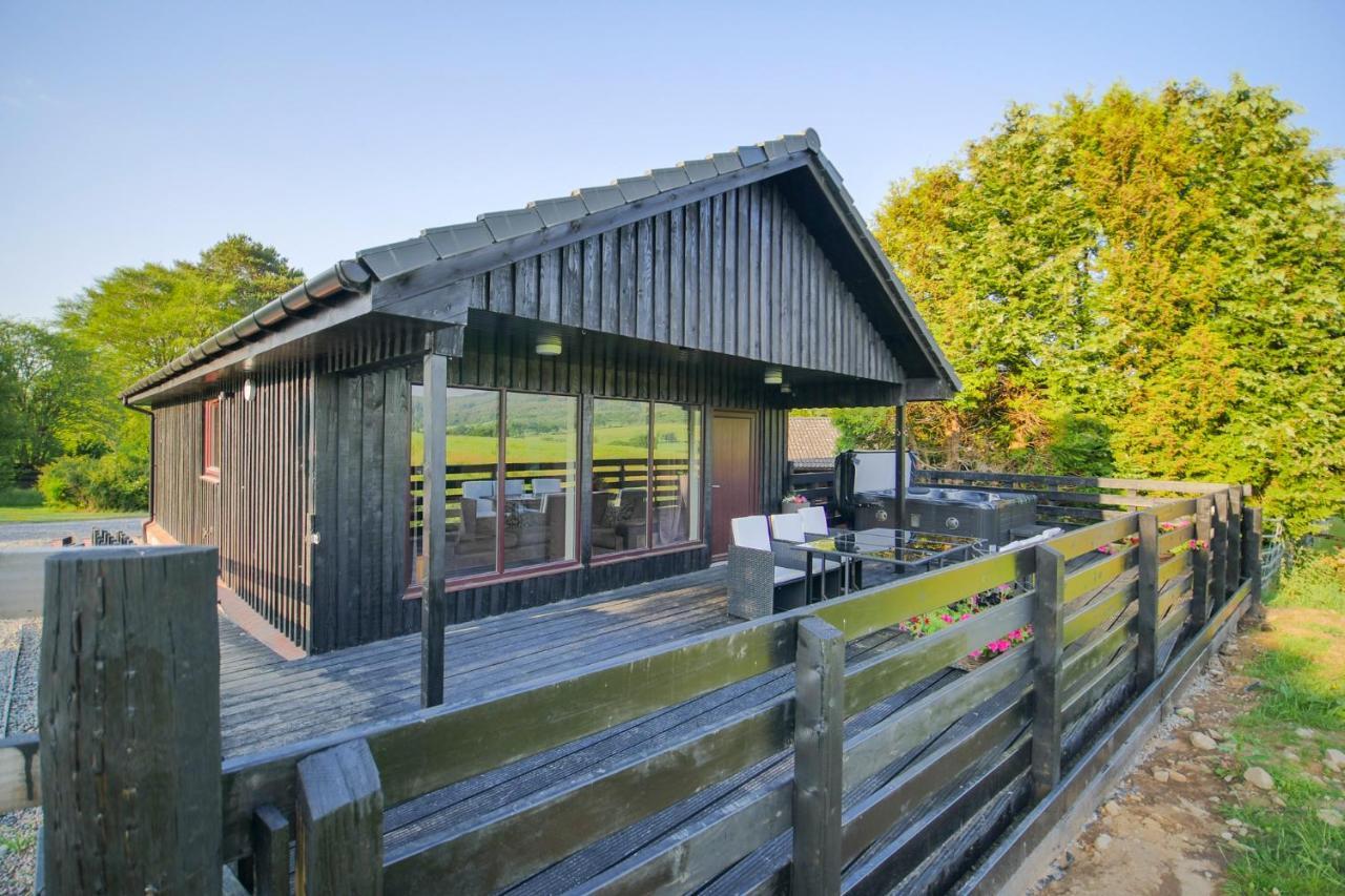 Glenview Chalet Park Inverness Exterior photo