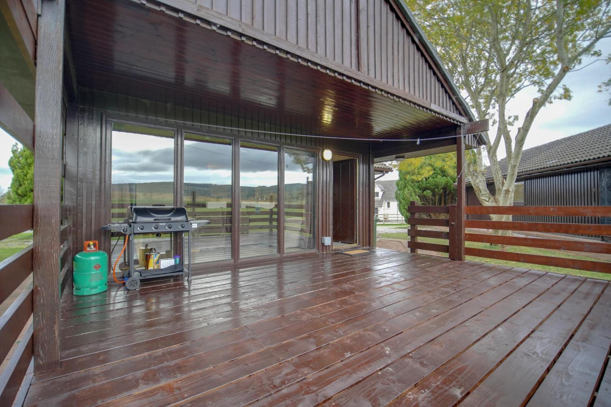 Glenview Chalet Park Inverness Exterior photo